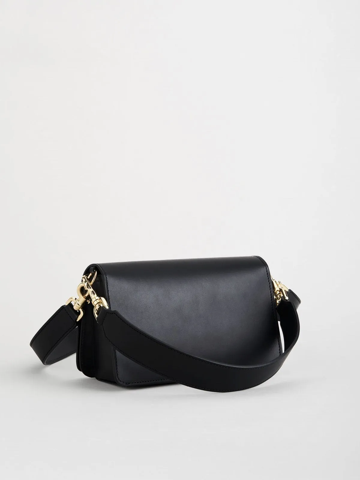 Assisi Black Crossbody Bag