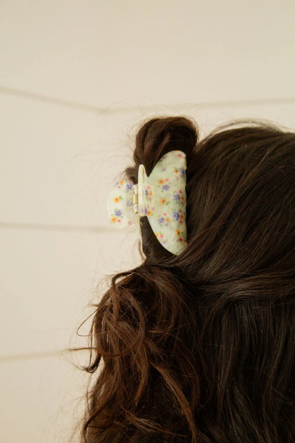 Elsie Floral Claw Clip