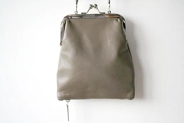 Frame & zip slouch pouch - grey