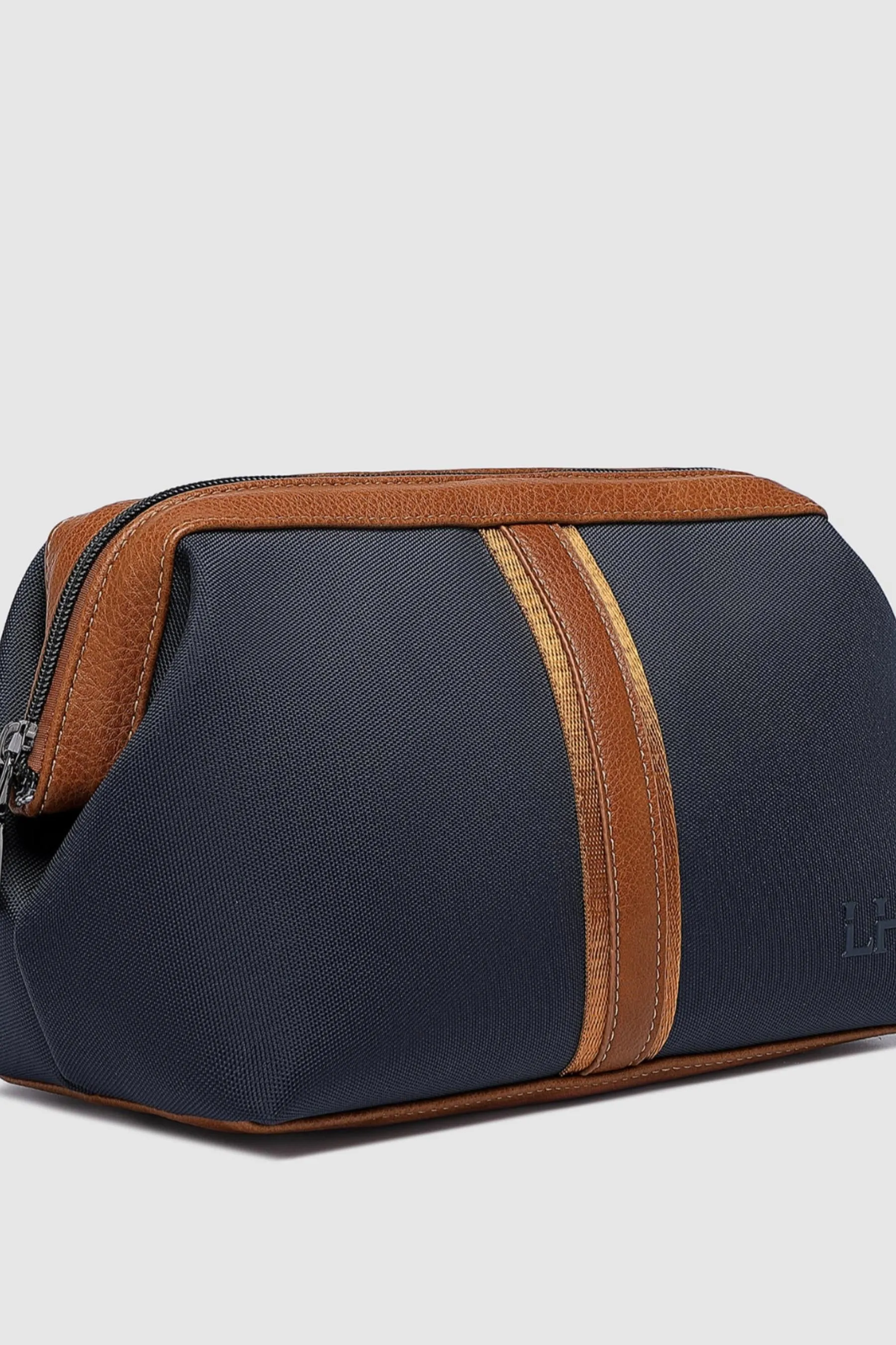 Gilbert Mens Toiletry Bag | Nylon Navy