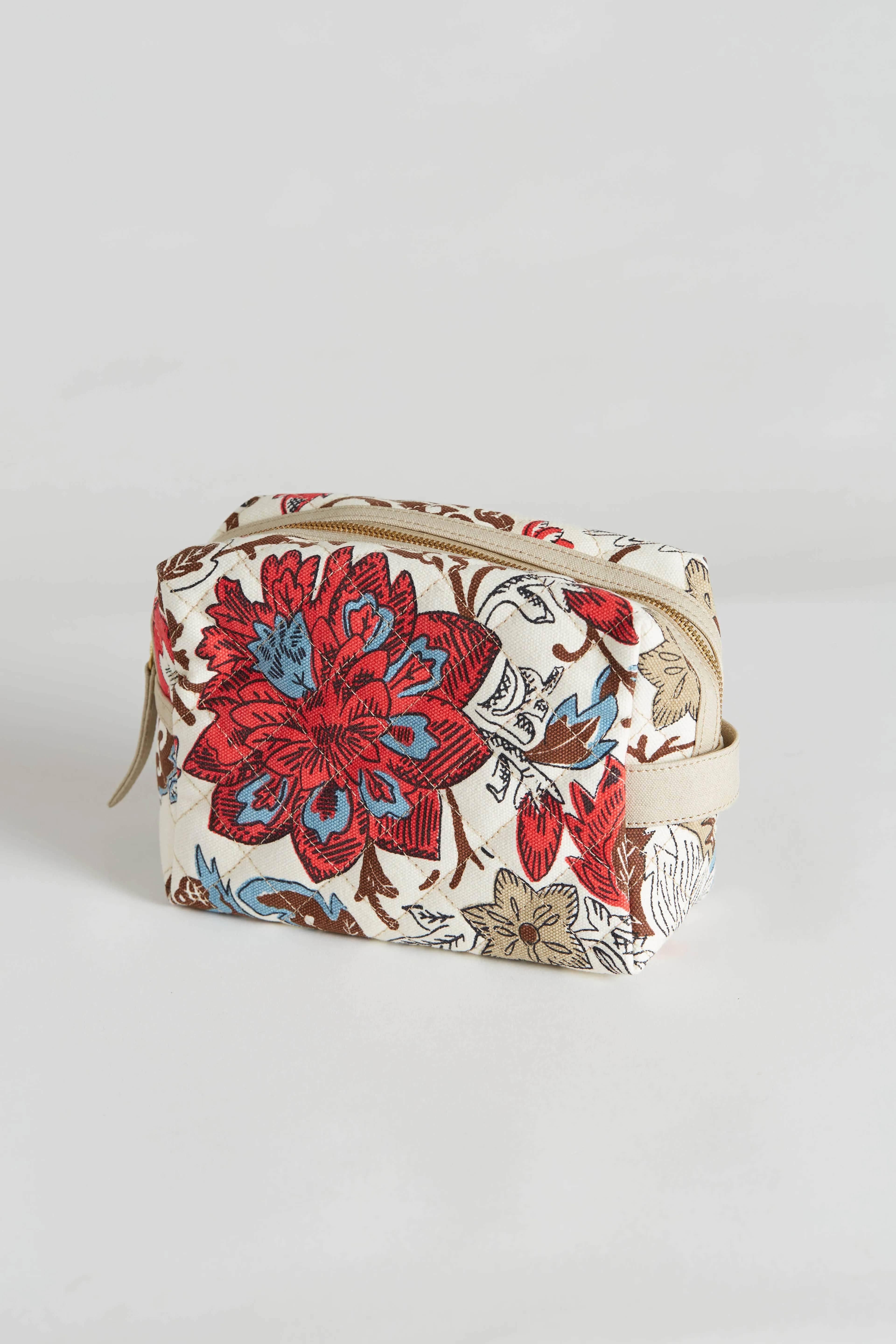 INOUI EDITIONS - PIPPA COSMETIC BAG