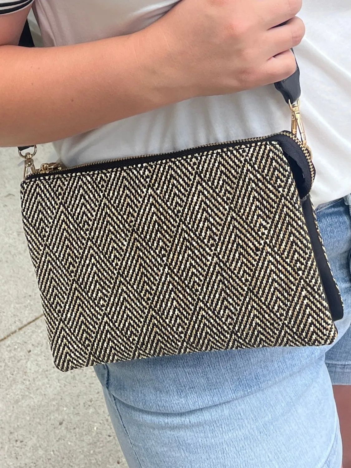 Izzy Woven Crossbody