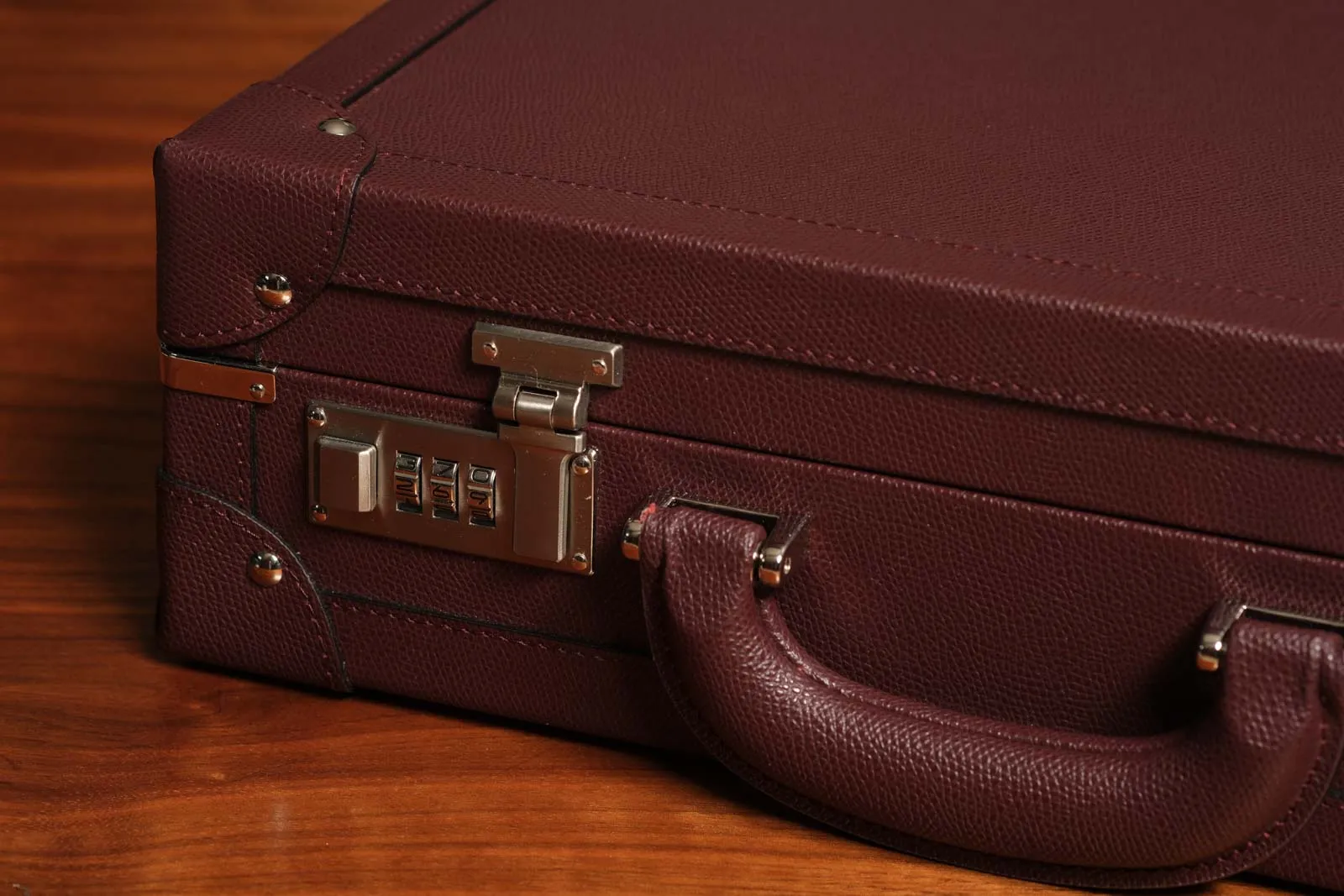 Medium Collectors Briefcase - Burgundy