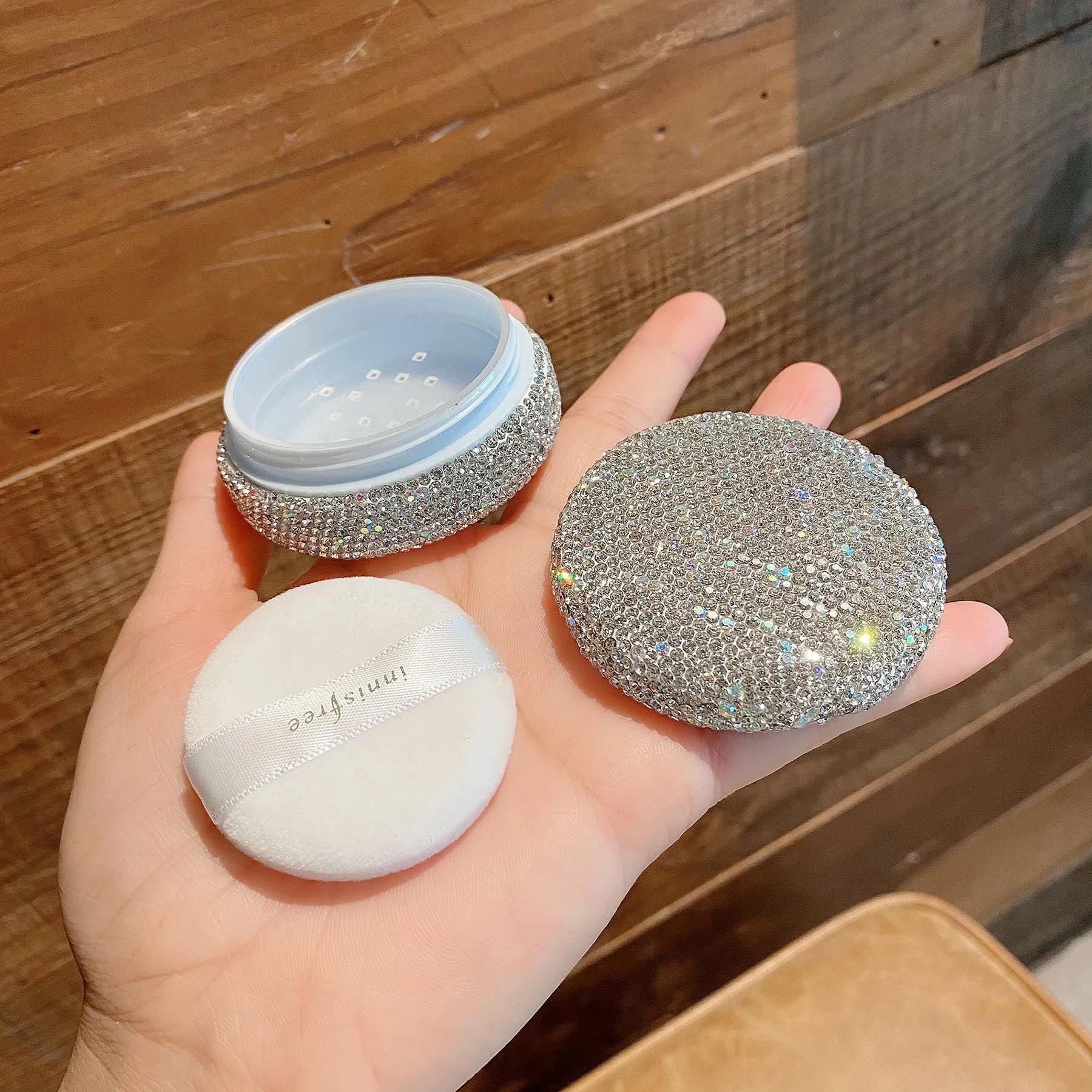 Refillable Empty Powder Pot with Sieve Inlay Rhinestones Cosmetic Makeup Jar Container Handheld Portable