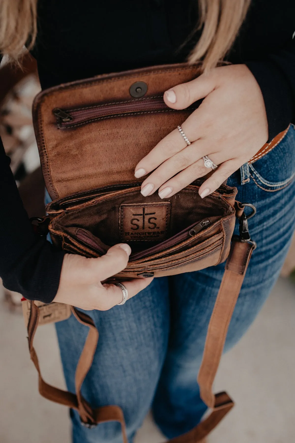 Roswell Cowhide Harper Crossbody by STS Ranchwear