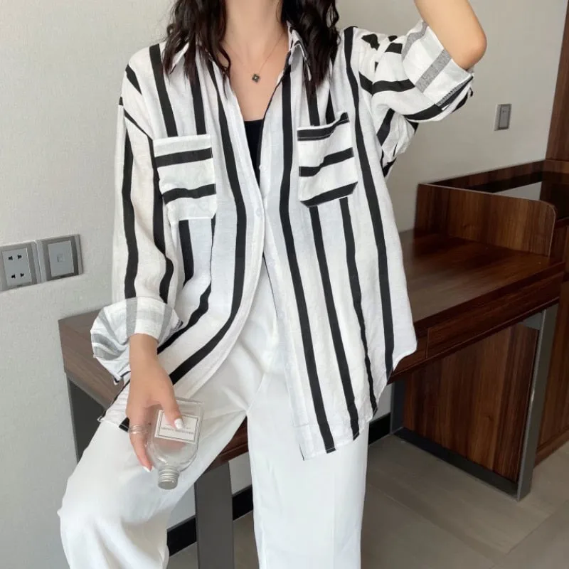 Striped Women Shirts Summer Fashion Beach Sun Protection Long Sleeve Loose White Long Shirt Casual Korean Pocket Tops