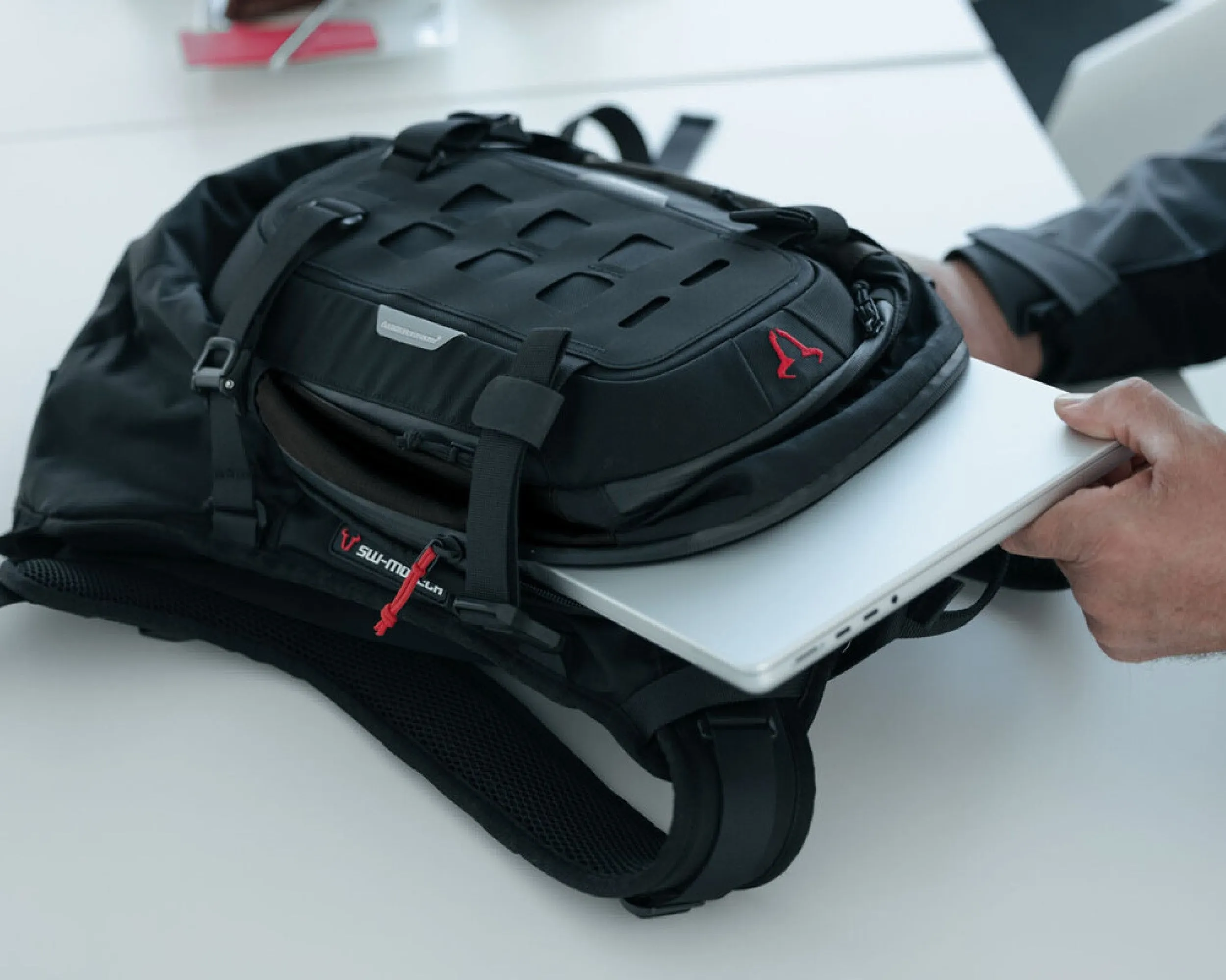 SW Motech PRO Cosmo Backpack (BC.RUC.00.004.30000)