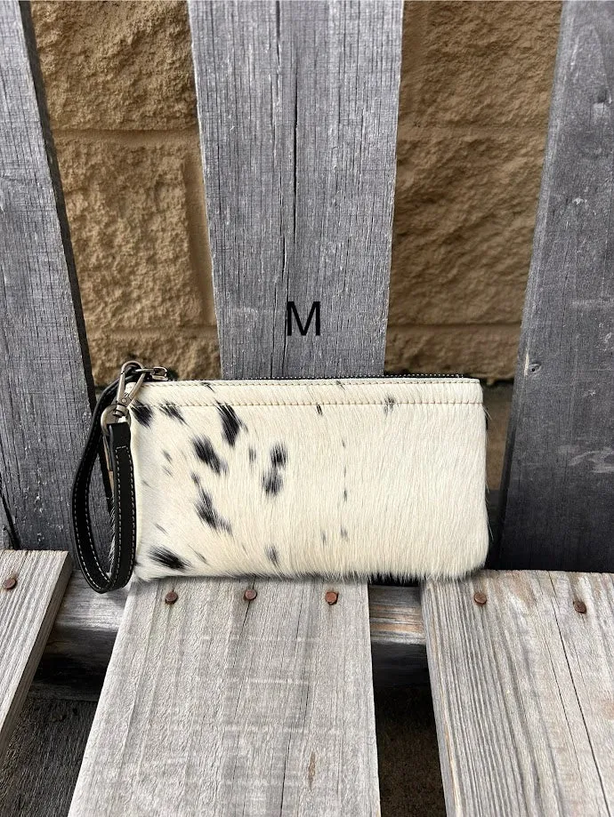 Top Notch Accessories Cowhide Wristlet Purse In Black 3071BK