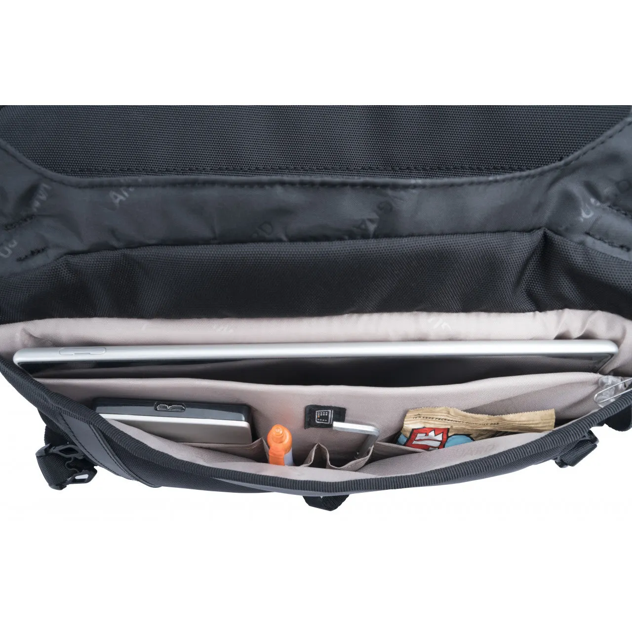 VEO GO 34M BK Shoulder Camera Bag - Black