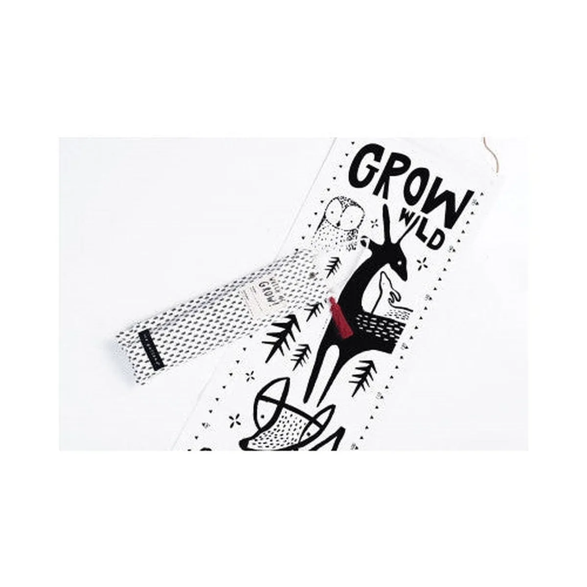 Wee Gallery organic canvas growth chart - woodlands